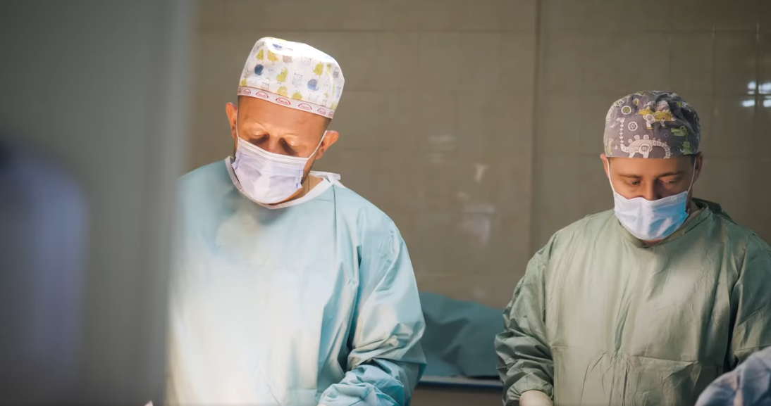 Thumbnail for Відео з хірургом